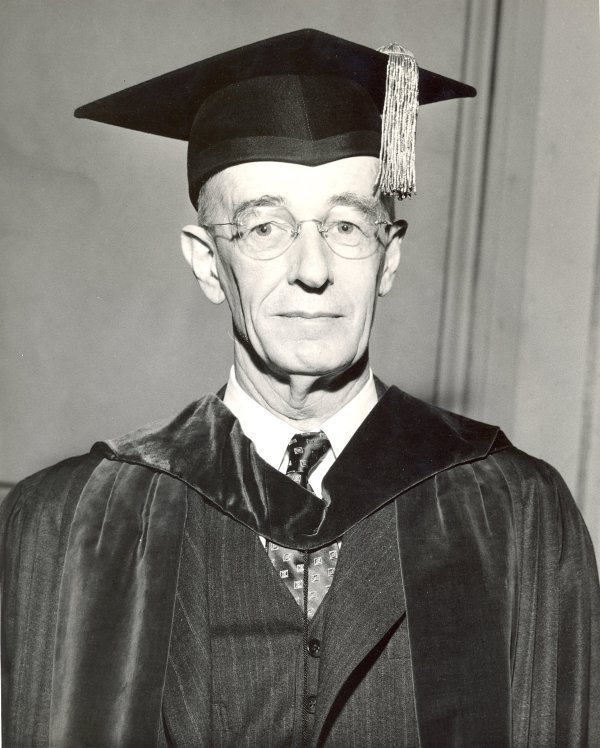 Vannevar Bush at the inauguration of Lee A. DuBridge as president of Caltech.
