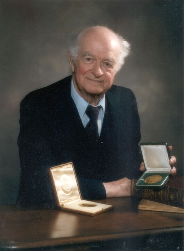 Linus Pauling with two medals, 1986. - Linus Pauling: Awards, and Medals