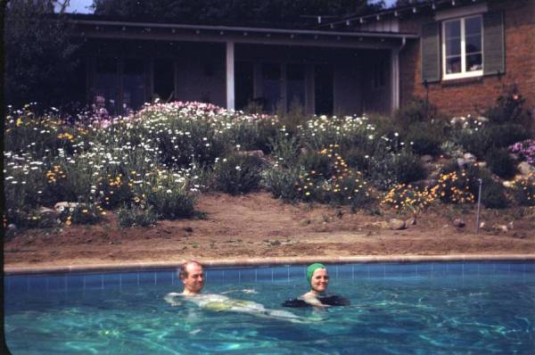 Ava Helen and Linus Pauling swimming in their private pool. Pasadena, California. Picture. 1948