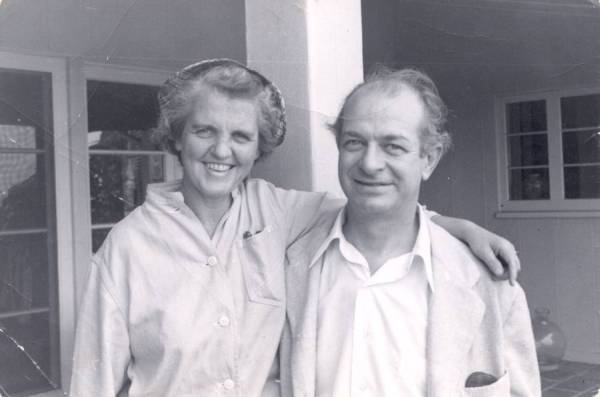 Ava Helen and Linus Pauling. Picture. 1950