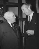 David Ben-Gurion and Linus Pauling at the King David Hotel, Jerusalem, Israel.