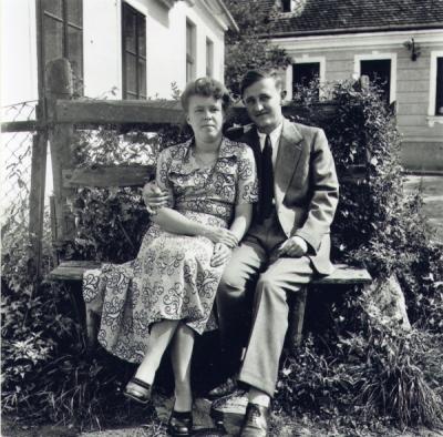 Erna and Karl Kordesch, about one year after their marriage, ca. 1947.