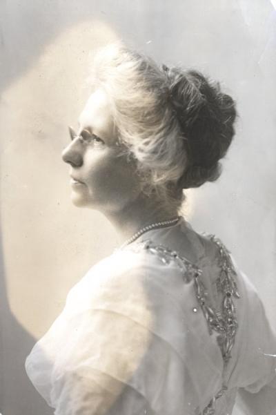 Anna Z. Crayne, the first Dean of Women at Oregon Agricultural College. ca 1930s.
