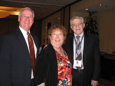 Ed Ray, Beth Ray and Linus Pauling Jr.