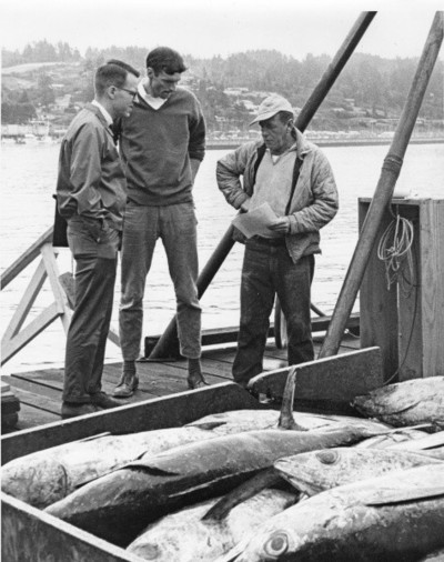 Dan Panshin and Bob Jacobson talk to an albacore tuna fisherman 