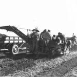 POWs operating a potato bulker
