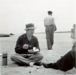 Linus Pauling in Corona del Mar, Kalifornien, 1940.