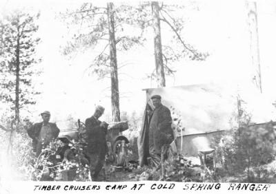 Timber cruisers at Cold Spring Ranger Station, 1917.