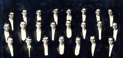 Photo labeled "Songbirds 1914."