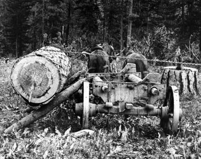 Horse logging in the late 1890s near Bend, Oregon.