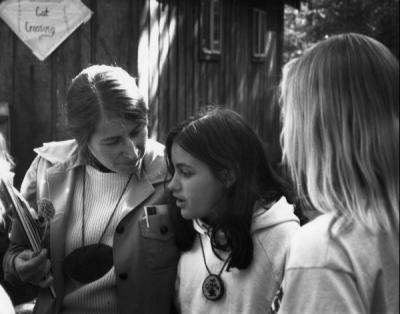Lynne Breese with campers at a 4-H camp, ca. 1986. Lynne Breese was an agent for the Extension Service.