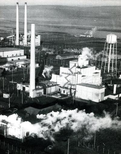 The 100-B reactor complex, Hanford Nuclear Site.
