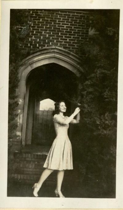 Beth Miller outside of the Kappa Kappa Gamma sorority house, 1940