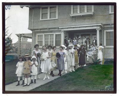 Female students and children at &quot;Practice House&quot; (Withycombe House)